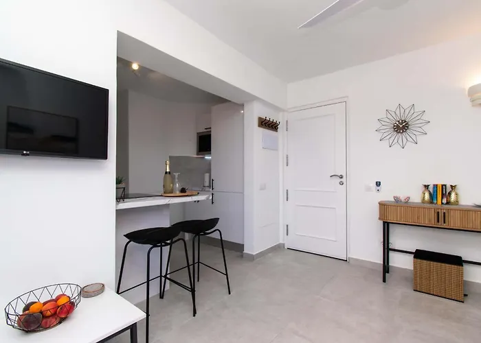 Santa Maria 120 - Two Bed 阿德耶