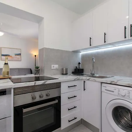 Santa Maria 120 - Two Bed Costa Adeje (Tenerife)