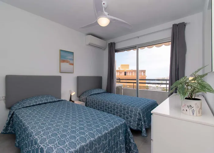 Santa Maria 120 - Two Bed * Costa Adeje (Tenerife)