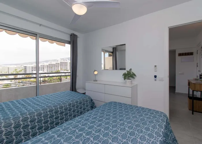 Santa Maria 120 - Two Bed Apartment