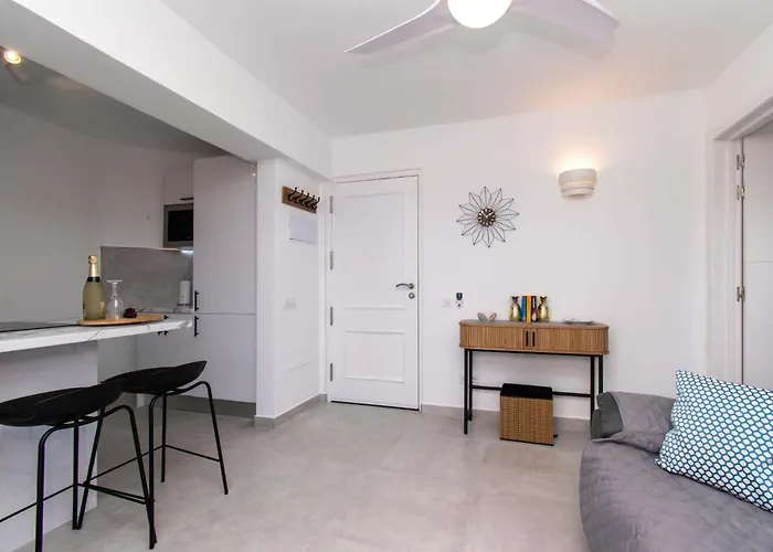 Apartment Santa Maria 120 - Two Bed