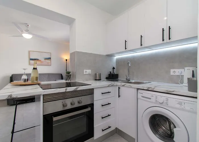 Santa Maria 120 - Two Bed Costa Adeje (Tenerife)